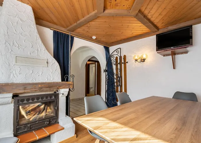 Nadine-2 By Interhome سولدن